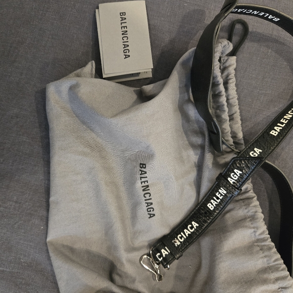 BLAENCIAGA Agneau Mini city with logo strap - Picture 7 of 10